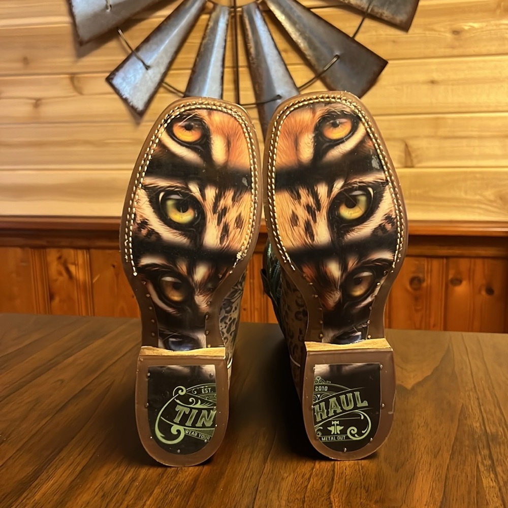 Tin Haul women’s western boots
